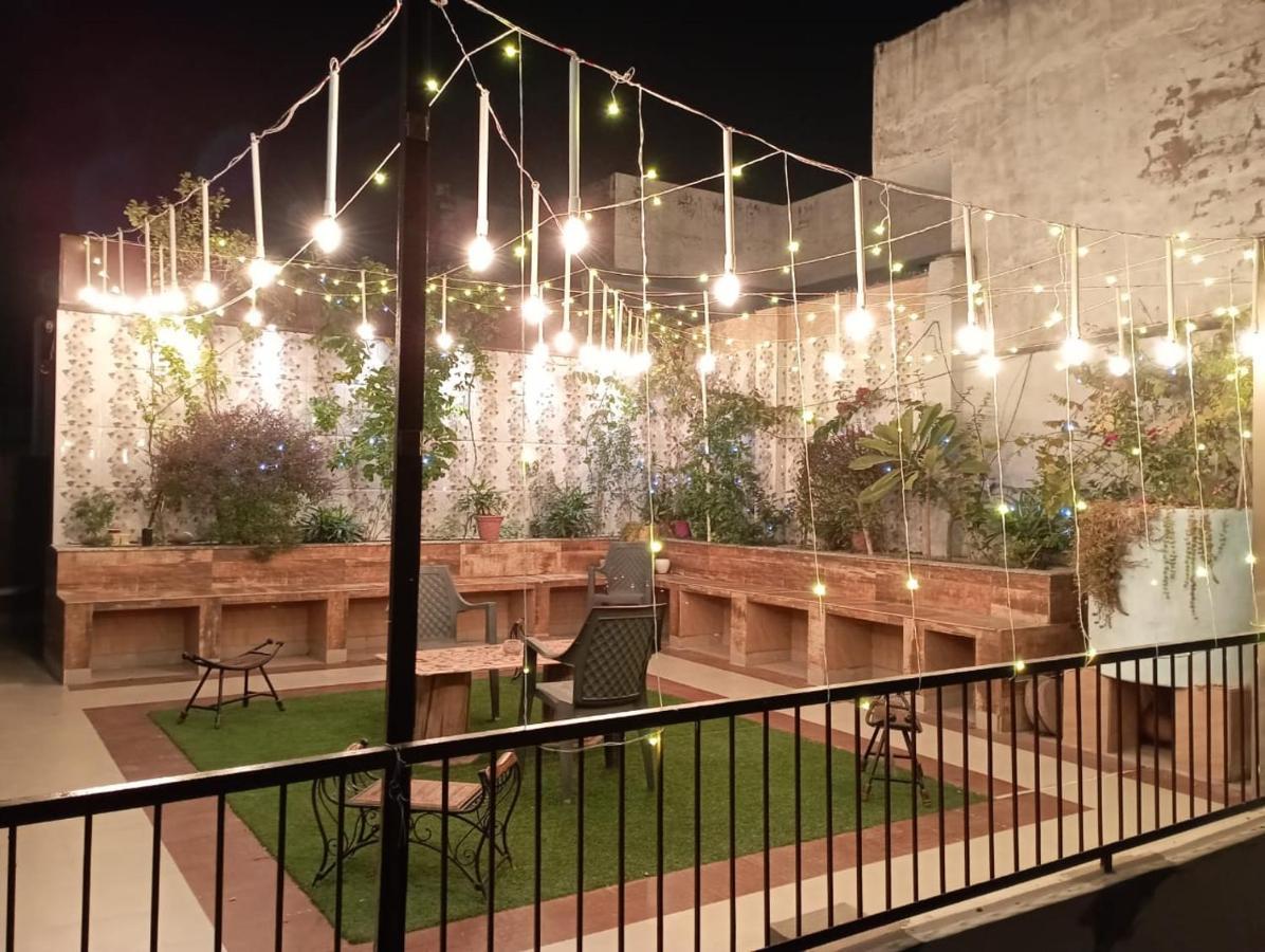 The Hideout Agra Homestay Near Taj Exterior photo