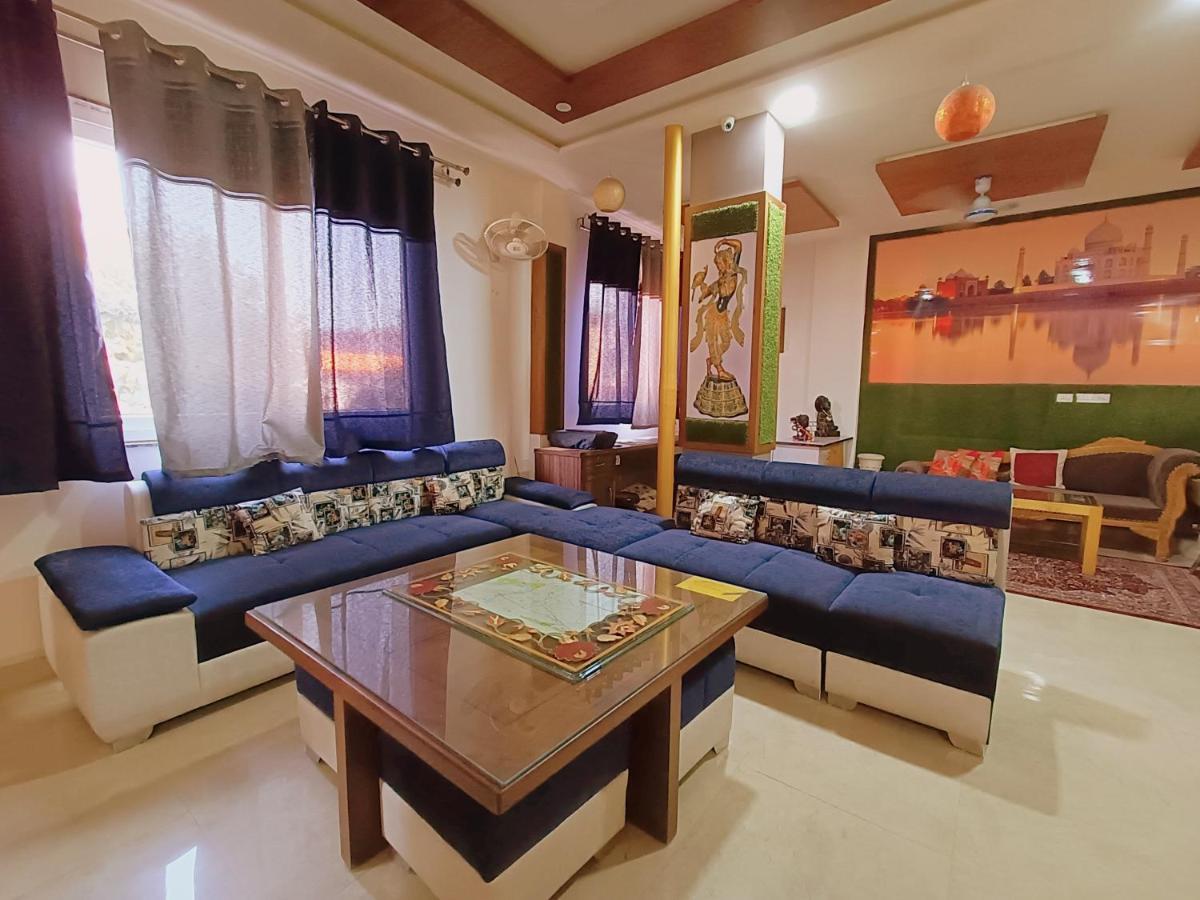 The Hideout Agra Homestay Near Taj Exterior photo