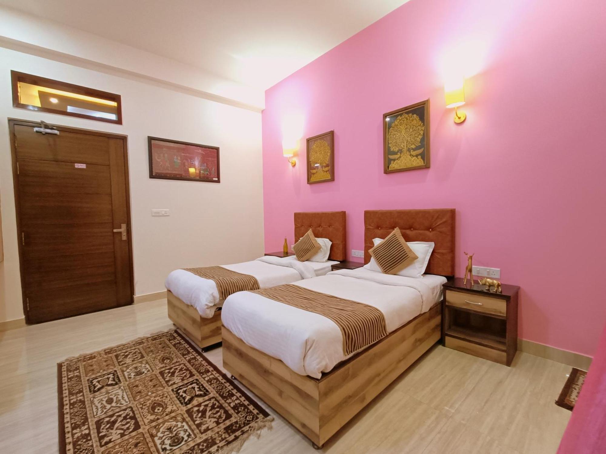 The Hideout Agra Homestay Near Taj Exterior photo